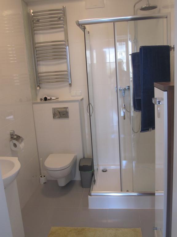 Inceety Studio Apartment Warsaw Bilik gambar