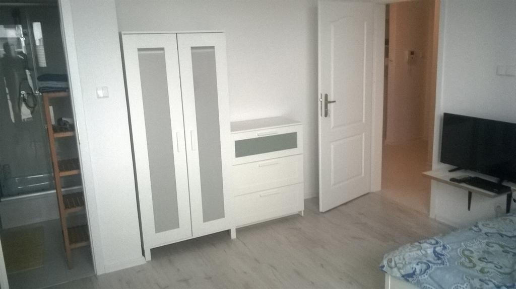 Inceety Studio Apartment Warsaw Luaran gambar